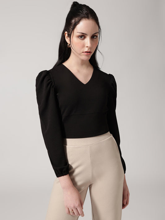 Black Solid V-Neck Puffed Sleeves Crop Top