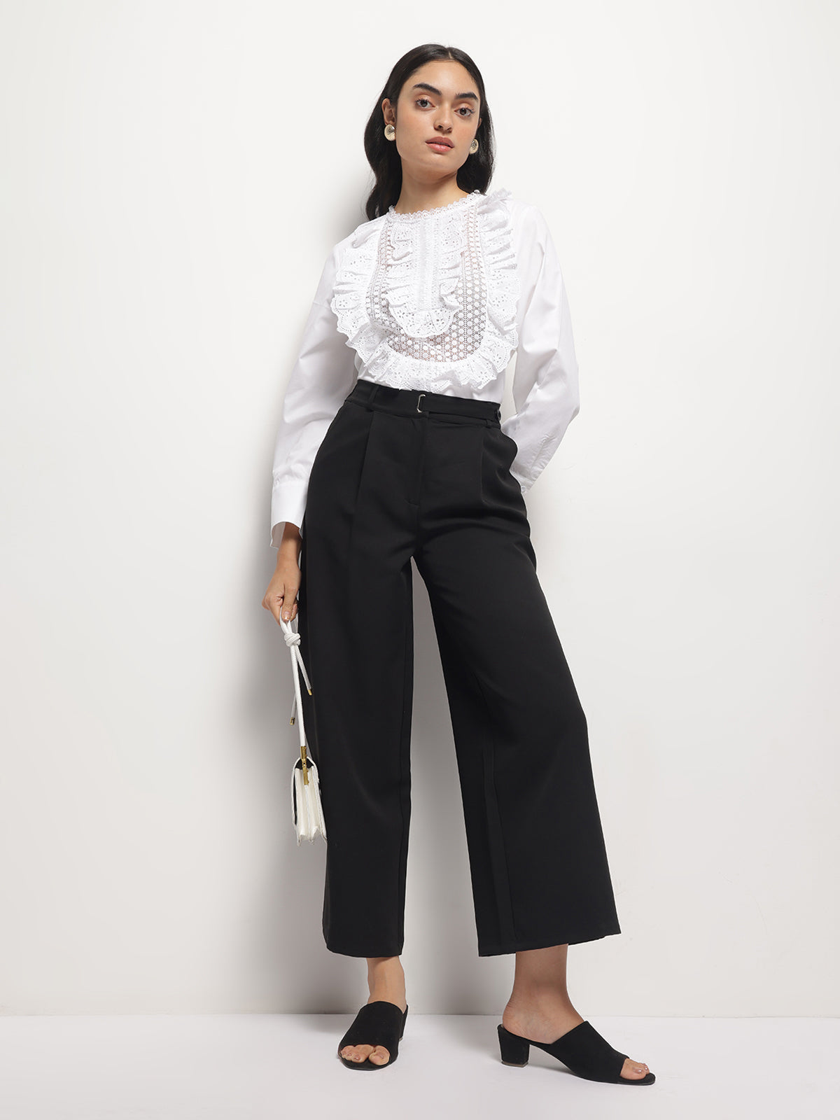 BLACK FLARED TROUSERS
