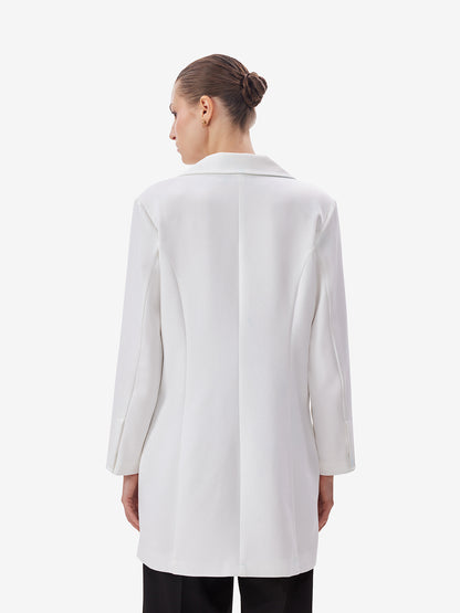 White double-breasted blazer