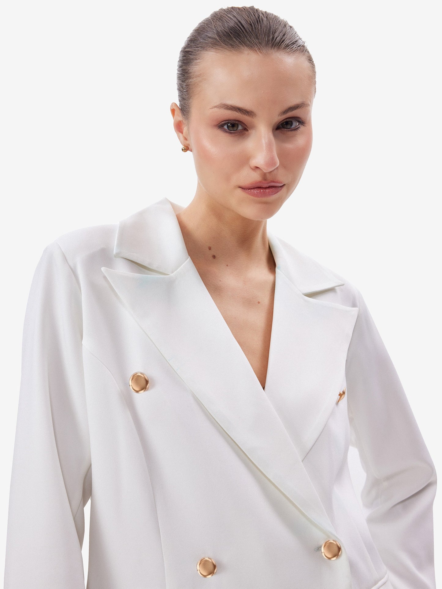 White double-breasted blazer