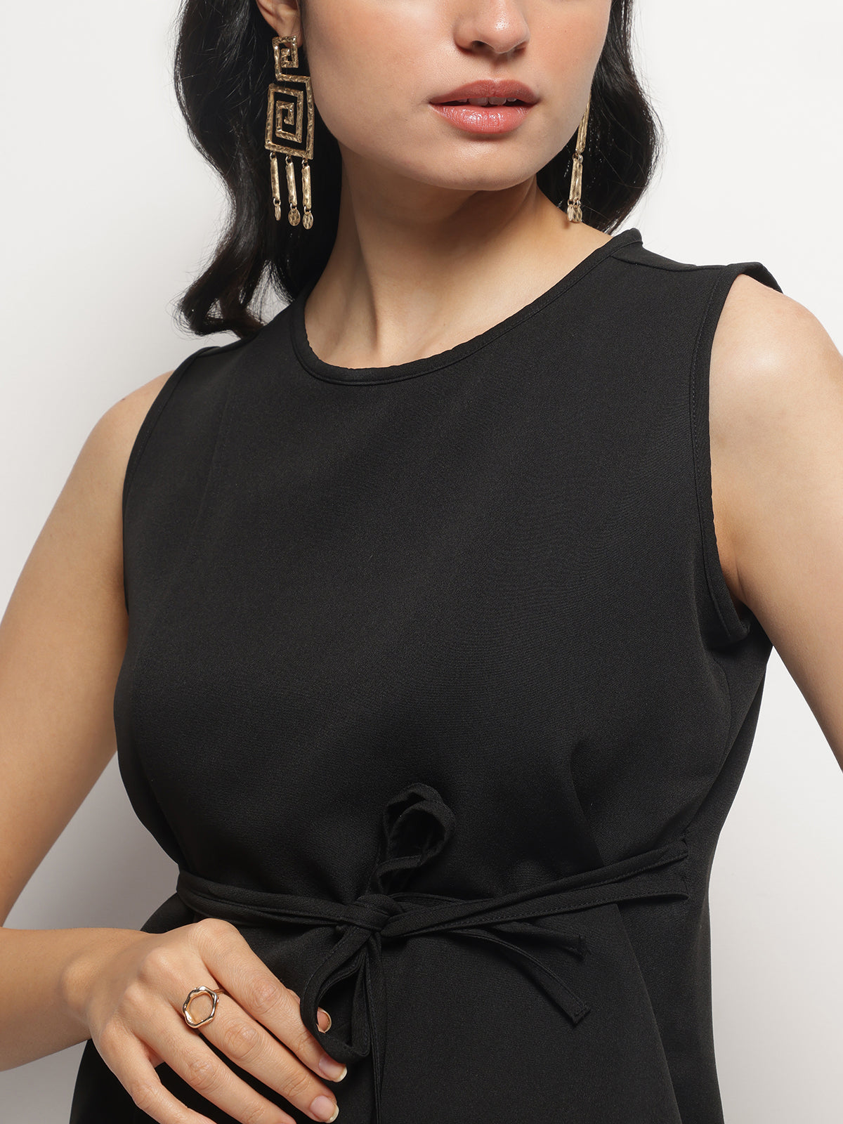 Overlap Asymmetrical Tie Knot Top