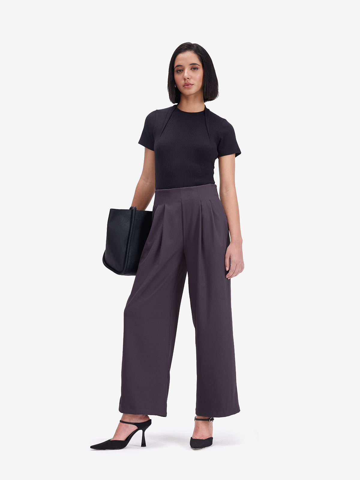 Black Body-Fitted Top