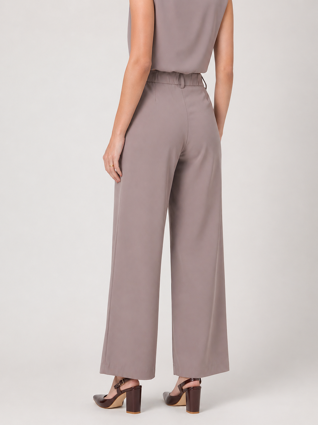 BreezeFlow Fawn Pants
